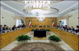 دولت با اصلاح مبلغ حداقل حقوق کارکنانش در ۹۷ موافقت کرد