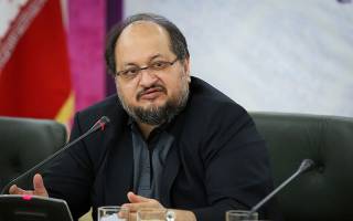 درخواست شریعتمداری برای آزادسازی نرخ ارز بدون سقف قیمت