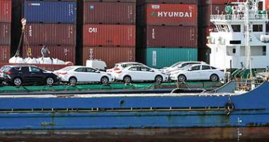 پاسکاری لیست واردکنندگان خودرو بین وزارت صنعت و بانک مرکزی