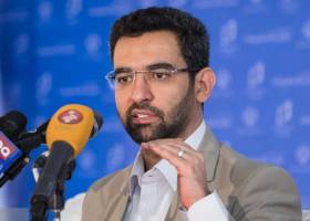 راه‌حل ریشه‌کن کردن فساد اجرای دولت الکترونیک است