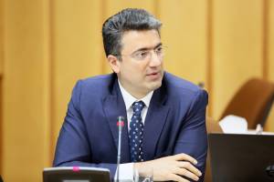 پیش‌بینی نایب رییس اتاق بازرگانی درباره اقتصاد ایران
