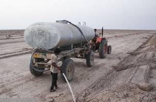 آب در کشور ته کشید!