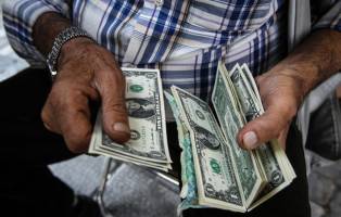 واردات ارز به ایران قاچاق نیست