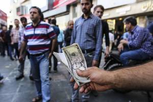 چهره غمگین متضرران از نوسانات ارزی