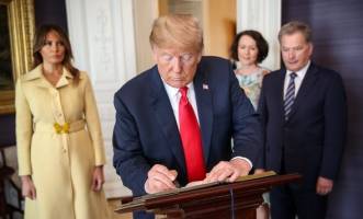 خروج آمریکا از توافق منع موشکهای هسته‌ای با روسیه