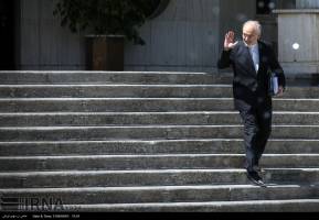 رنج در برابر استقلال