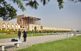 مخالفت شورای عالی شهرسازی و معماری با تعریض خیابان تاریخی اصفهان
