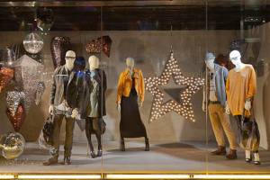 پاکسازی نهایی واحدهای عرضه کننده پوشاک قاچاق