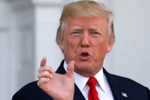 چه کسی بهای تعرفه‌های ترامپ را پرداخت می‌کند؟ چین یا مردم آمریکا؟