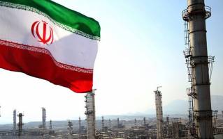 بررسی تولید بنزین پالایشگاه‌های بندرعباس و ستاره خلیج‌فارس با حضوز وزیر نفت