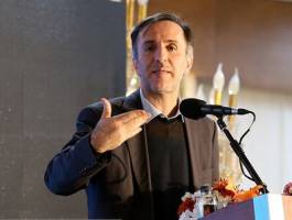 ارز ۴۲۰۰ تومانی فعلا قطع نمی‌شود