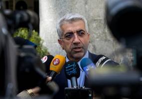 توضیحات وزیر نیرو درباره انتقال آب خزر به سمنان و احتمال استیضاح‌اش