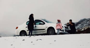 بارش نخستین برف پاییزی در همدان