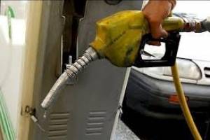 عرضه بنزین سوپر همچنان محدود است