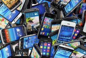 ۸۰ درصد گوشی‌های موبایل در بازار، زیر ۴۰۰ دلار