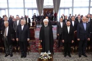 مردم و مسوولان ما در برابر این تحریم‌ها تسلیم نمی‌شوند