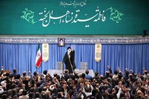حیرت ناظران جهانی از تاب‌آوری ملت ایران مقابل غول وحشی آمریکایی