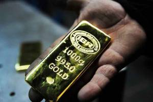 قیمت جهانی طلا رکورد ۷ ساله جدیدی ثبت کرد؛ ۱۶۸۸.۶۶ دلار