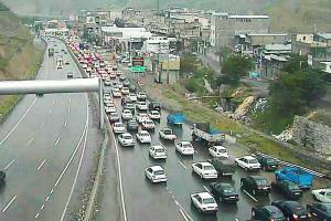 افزایش تردد خودرو در جاده‌های منتهی به تهران
