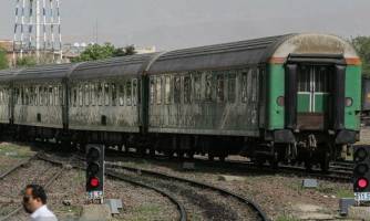 کاهش ۹۰ درصدی سفرهای ریلی در روزهای کرونایی