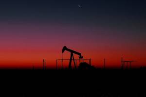قیمت نفت آمریکا برای ماه می دوباره مثبت شد