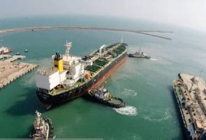 جزئیات تازه از کشتی به گل نشسته ایرانی در سنگاپور
