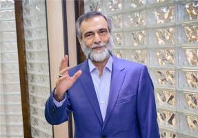 خائن خطاب‌کردن تجار بازار ارز را به آرامش نمی‌رساند