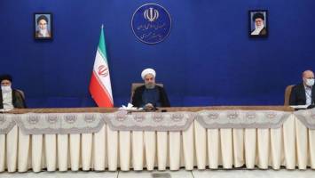 روحانی: کارگروه مشترک سه قوه برای رفع موانع تولید با مسئولیت معاون اول تشکیل می‌شود