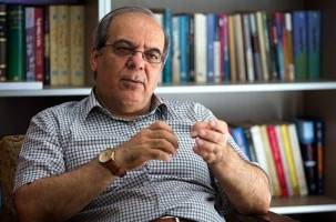 عباس عبدی: حکمرانی خوب بدون رسانه آزاد توهم است