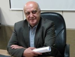 تغییر سیاست در تمام حوزه‌ها راه‌ رهایی از وضعیت فعلی