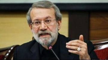 دعوت نمایندگان ادوار مجلس از لاریجانی برای کاندیداتوری در انتخابات