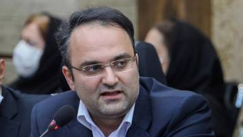 صنعت بر اساس استراتژی توسعه حرکت کند