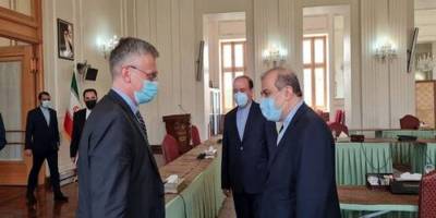 مشاور ظریف با نماینده سوئد دیدار کرد