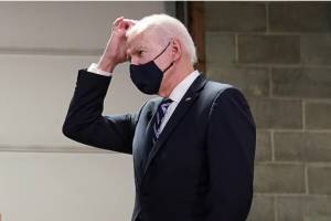 میزان محبوبیت بایدن به پایین‌ترین حد رسید