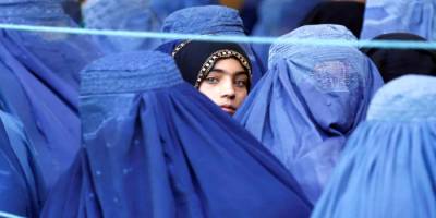 فرمان جدید طالبان به زنان: رنگ لباستان جذاب نباشد/ خوش‌بو از خانه بیرون نروید