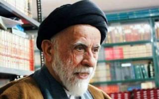 انتقاد تند روحانی فعال سیاسی از قراردادهای ایران با روسیه و چین