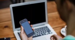چگونه قفل کامپیوتر خود را از طریق اسمارت فون باز کنیم؟