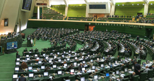 چیت‌چیان و جنتی در مجلس