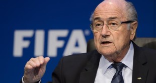 سیاستمداران و اصحاب رسانه مرا مجبور به استعفا کردند