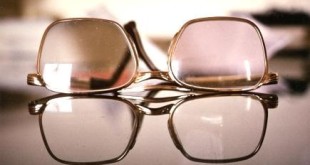 تجویز عینک طبی توسط افراد فاقد صلاحیت