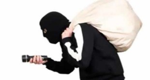 سرقت از آپارتمان، با قاشق چایخوری