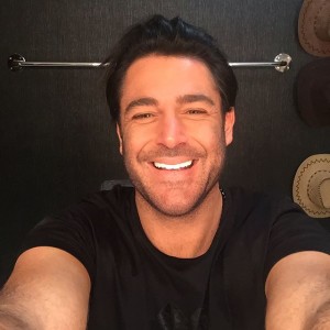 1074828319563215021_305851563