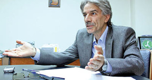 بیماری هلندی و رشد بیکاری