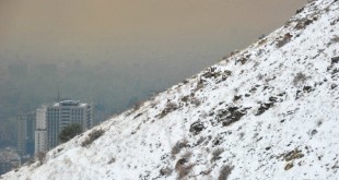 احتمال بارش برف در قله‌های البرز