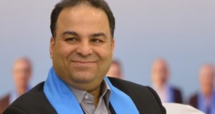 اصلاح قانون مالیاتی همزمان با مبارزه جدی با فساد اداری باشد