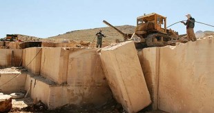 چرا خام‌فروشی در مناطق محروم رواج دارد؟