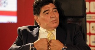 مارادونا پست پيشنهادي ملكه اليزابت را پذيرفت