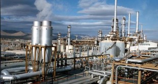 شرکت‌های انگلیسی برای کنفرانس قراردادهای نفتی به تهران می‌آیند