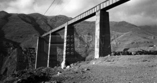 30 آبان 1348- عملیات ساخت پل «قطور» بزرگترین پل ریلی خاورمیانه در خوی