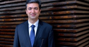 وزارت صنعت، معدن و تجارت از 100 مجوز تنها حاضر به حذف 16 مجوز شده است